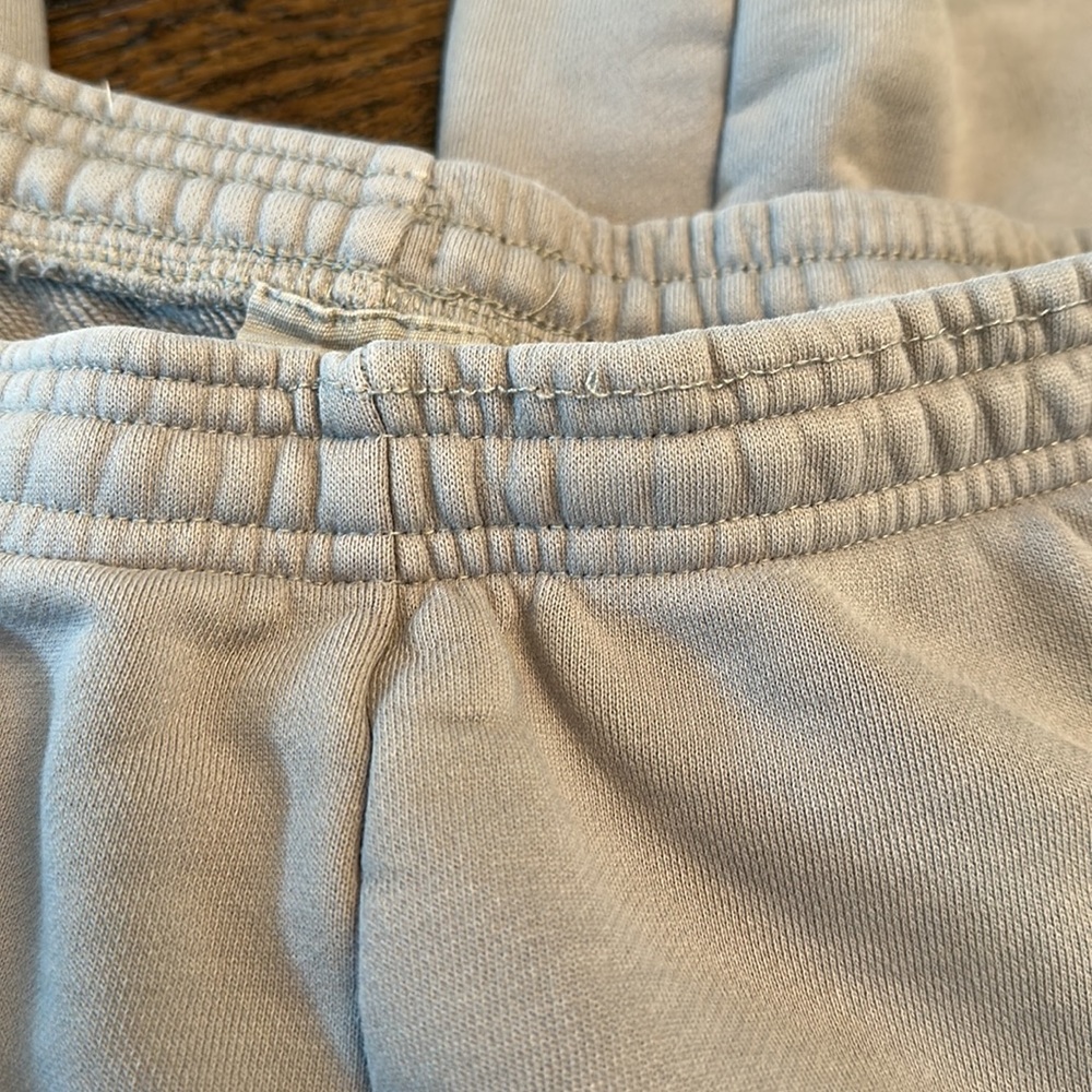 Skims Sweatpants - image 3